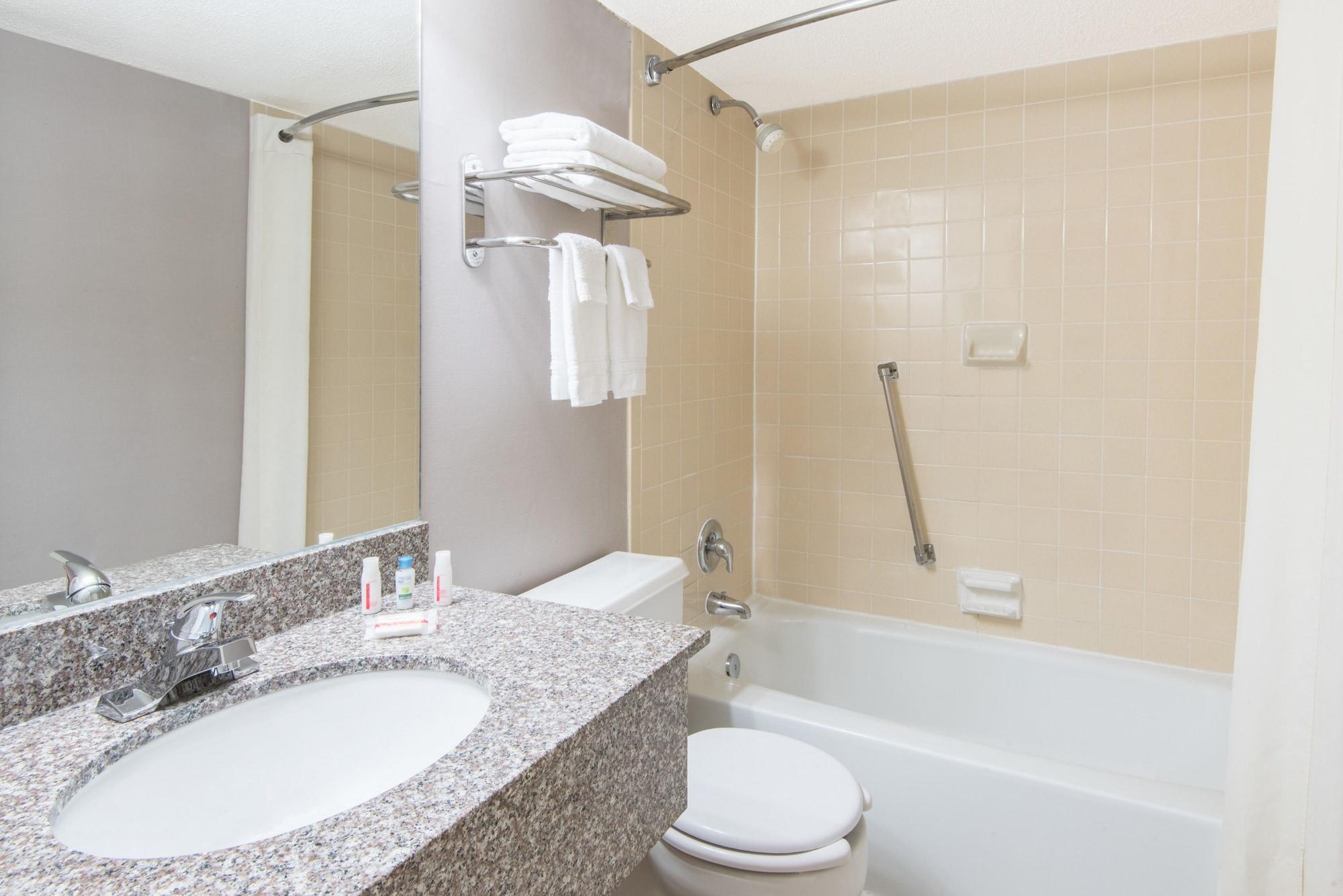 ซูเปอร์ 8 บาย วินด์แฮม ฮัมบูร์ก Hotel แฮมเบิร์ก ภายนอก รูปภาพ